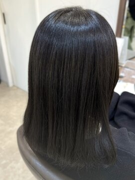 エクリュ 千葉(ecru) 暗めオリーブ/自毛風/透明感カラー/暗髪/トーンダウン