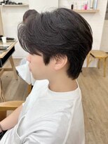 ネオリーブ クーロ メゾン 横浜(Neolive curro Maison)&nbsp;センターパートフェザーショート/ニュアンスカルマ風パーマ