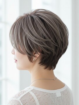 サンタフェ 名駅店(Santa'Fe) 白髪ぼかしカラー/脱白髪染め/グレイカラー/大人女性/ショート