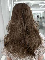 アマトウキョウスマートサロン(AMA TOKYO×Smart Salon)&nbsp;ヘーゼルベージュ　ブリーチなし　海外風　レイヤーカット