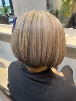 プラスシー(+C)&nbsp;大人の脱白髪染めで透明感ベージュ/福岡ハイライト