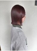 ぱつっとボブ×ボルドーカラー