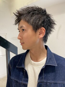 アクシス ナゴヤ(AXIS NAGOYA) 北野刈り上げセンターパート/波巻きツイストスパイラル/名駅