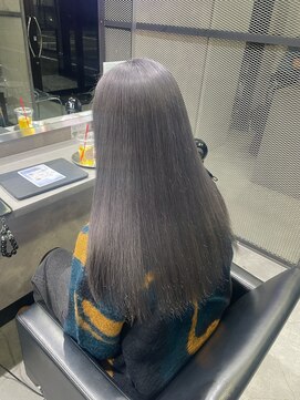 メゾンセブンルックス 宇都宮簗瀬店(Maison 7LOOKS) シルバーグレージュ！《手塚》