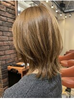 ヘアメイク フレンシア(hair make flencia)&nbsp;軽やかな毛動きと透明感ベージュ【070スタイル