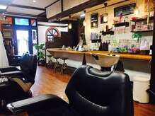 バーバーヘアーウォール(barber hair WALL)