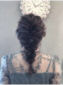 編み込みヘアアレンジ
