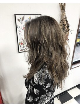 ヘアーデザインサロン スワッグ(Hair design salon SWAG) 【SWAG/上岡】コントラストハイライトカラー・アッシュ