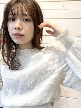 オーシャン(Ocean) ［OCEANHair&Life 水田成美］シースルーバング/ヌーディーカラー