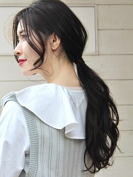 アミュレ ヘア サロン(Amule hair salon) ひとつ結びでも可愛いお出かけ前の簡単ヘアアレンジ黒髪ロング
