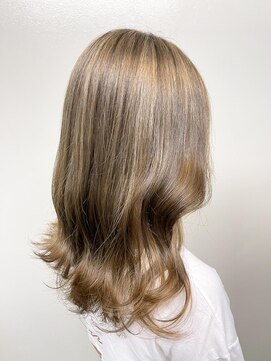 オアシス ガーデン 蒲田店(Oasis GaRDEN) 韓国風エギョモリベージュ