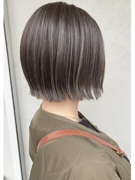 ルグラン(Le.grand) ハイライト切りっぱなしボブ