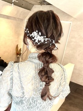 サンルーム(SUN room) ローポニーボリュームアレンジ　satsuki