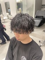 イリ(iLi)&nbsp;【iLi ×HIRAI】メンズパーマ《立川美容室》