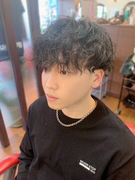 ヘアーワークス ブレーヴ(HAIR WORKS BRAVE) ツイストスパイラル