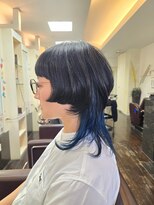 榮美容室 本店 ウルフボブ/ウルフレイヤー/ブルーカラー