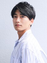 スーツ短髪ツーブロック束感モテる黒髪シークレットパーマ流行