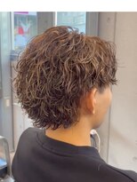 エルマーク 枚方(L-MARK)&nbsp;スパイラルパーマツイストパーマアップバング短髪メッシュ