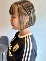 コンフィー(comfy)&nbsp;【mimura】インナーカラー　アンブレラカラー　ボブ　草加　谷塚