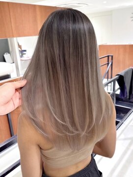 ゴカン バイ ジル ブラン 名古屋(Gokan by JIL BLAN) ハイライトバレイヤージュダブルカラーショートカット30代40代