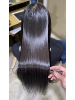 アマンドール(Aman D'or) 名古屋で話題の艶髪へ!【シンデレラストレート】美髪矯正