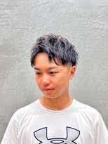 サームマン 人形町(SARM MAN)&nbsp;軽やかな束感が映える刈り上げメンズショート