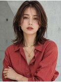大人の余韻ミディアムウルフレイヤー