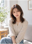 外はねレイヤーミディアム×透け感ブラウン×小顔