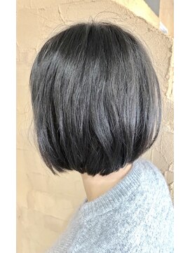 ジョリー アミ(jolie amie) 【ダークアッシュ×艶ボブ】