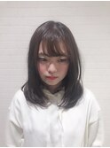 ミントベージュ × ストレート
