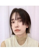 スイウ(suiu)&nbsp;ぱっつん前髪xメンズライクマッシュ