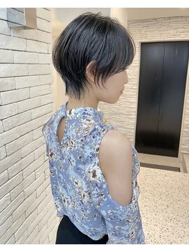 メモリーズ 銀座(Memories) ショートボブ/大人巻き/ぷつっとボブ/ナチュラルモード/銀座駅