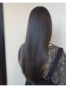 ヘア ミーツ ドレス プレローマ(HAIR meets dress pleroma) 美髪ストレートエステ