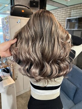 ラフ(LAFF) #黒髪#ボブルフ#ネビージュ#小顔#ワンレン