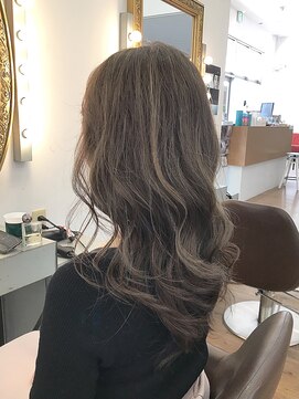 コワファースト 別府 ブルー×ベージュ×ハイライト