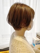 ヘアリゾート粋 新宿三丁目本店&nbsp;《前地 麻衣》簡単スタイリングで決まるひし形ショートボブ