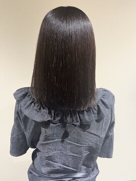 ゼン(Zen.) アッシュグレージュ/諸冨