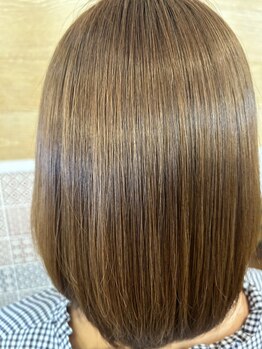 フレーム(FRAME)の写真/お客様の特徴に合わせた似合わせカットで、再現性の高いショートヘアに！自宅でのセットも簡単◎