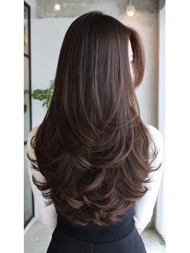 ノイエ 原宿 北参道(NoIE) レイヤーカット/ボブ/髪質改善カラー/縮毛矯正/原宿/北参道