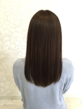 プルクラ ヘアー アート(Plcra hair art) ストレートスタイル