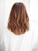 ヘアメイク ナル(hair make nalu)&nbsp;長め前髪のミックスカールスタイル