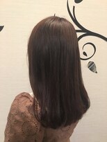 ヘアーアンドエステ ブレ 大人ブラウンピンク