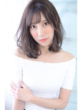 ジュール(Jule) 大人シルエット◎女性らしいカール感ひし形ミディ 神戸