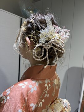 リーホリエ(Lee Horie) 卒業式ヘアセット【MOMOKA】