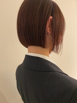 エン(en,) 20代30代おすすめボブ/ナチュラルベージュ/ぱつっとボブ