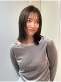 ミディアム　顔周り　レイヤーカット　透明感カラー　20代30代