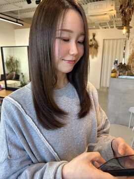 赤味が苦手な方オススメ オリーブカラー