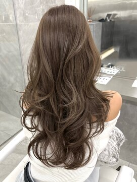 マウルルナ(MAEUL luna) ベージュカラー　似合わせカット　大人ガーリー