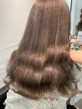 カルテット(Quartetto) 韓国/インナーカラー/ハイライト/学割U24/白髪染め[八王子駅]