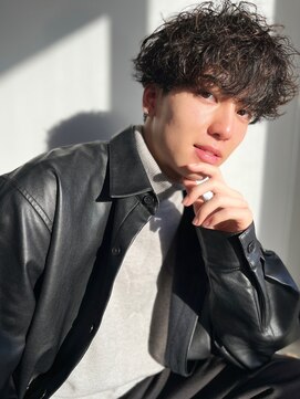 ルアナ(Luana) ハード波巻きスパイラルパーマ